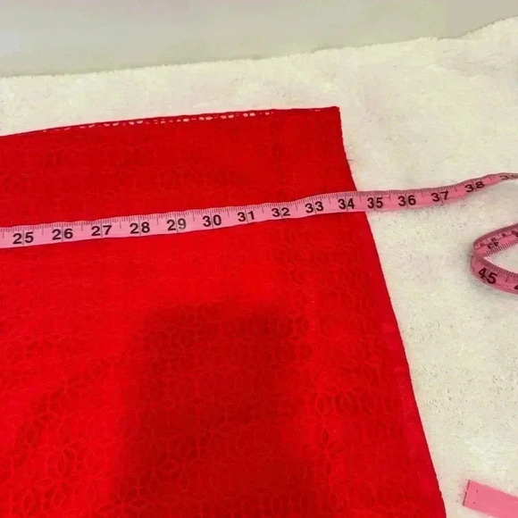 Trina‎ Turk Red Eyelet Dress Size 2 Peekaboo Back Cut Out - Picture 14 of 14